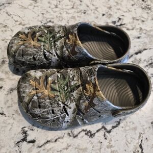 Kids Camouflage Clogs